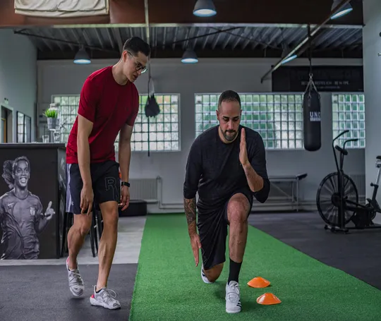 Psicología del Deporte y Dinámicas Conductuales en el Fitness